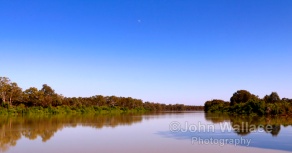 The calm beauty of the River Murray